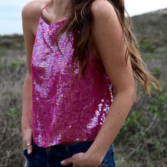 DKNY VINTAGE Red Sequin Top - Picture 6 of 7